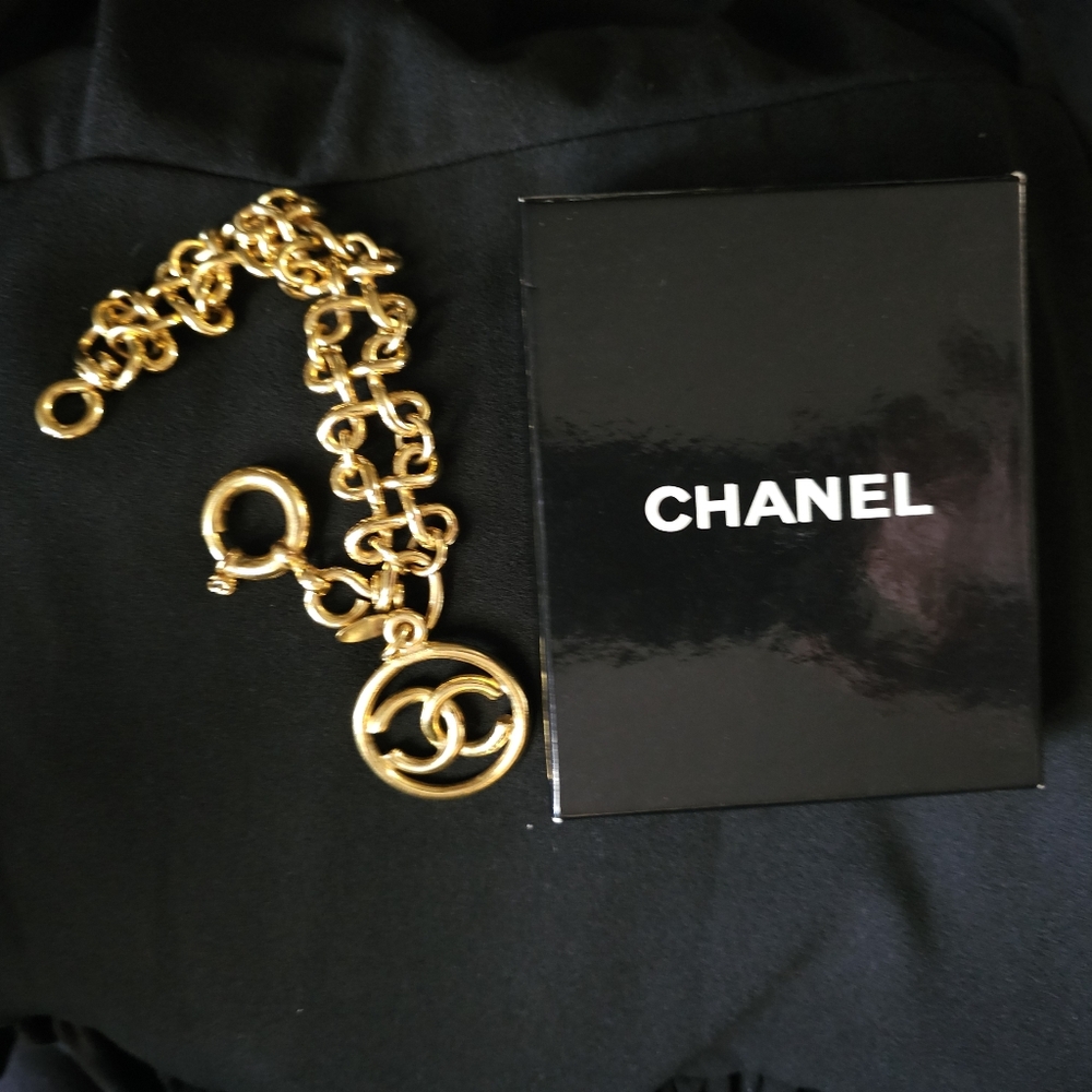 Chanel Gold Chain Bracelet - Picture 7 of 7